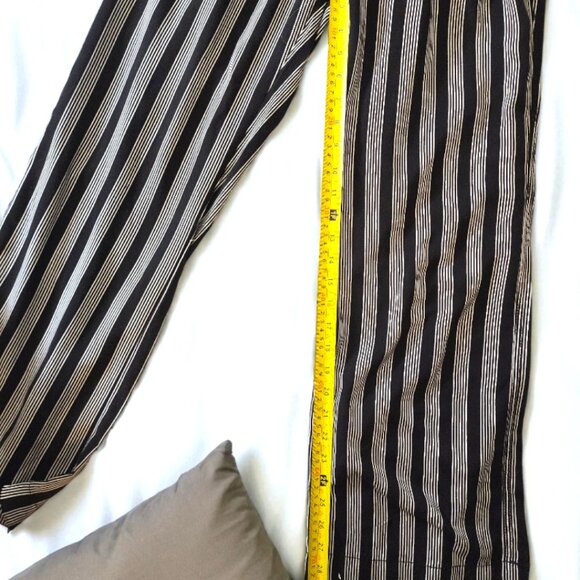 Ci Sono Black & White Stripe Wide Leg Pants – Smocked Waist – Size L - Picture 8 of 11